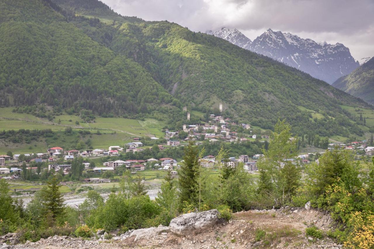 Hotel "Panorama" Kakhri Mestia Exteriér fotografie